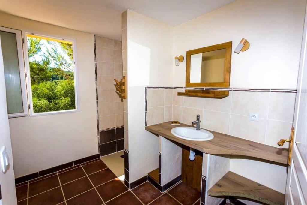 L'Arbre A Soleil Villa Aigues-Vives  Eksteriør bilde